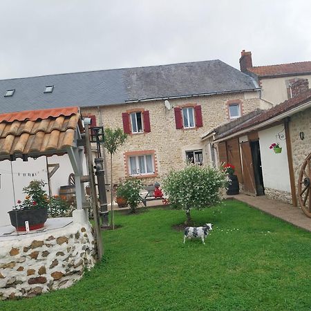 Chambre D Hote Les Frangins Avrillé Extérieur photo